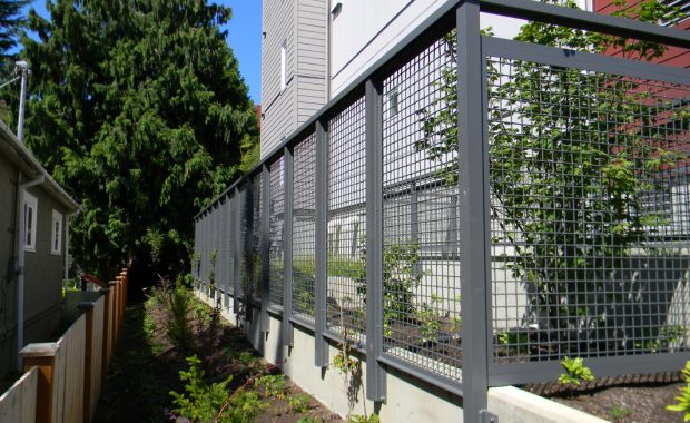 Custom Mesh Fencing